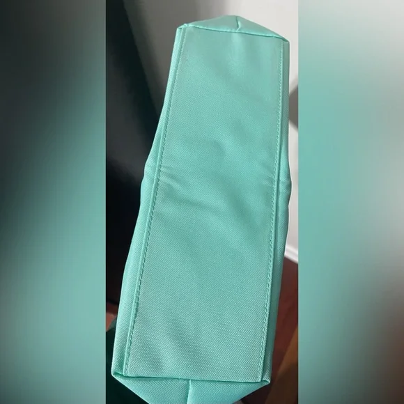 Clinique Signature C Tote Bag NWOT - Picture 5 of 7